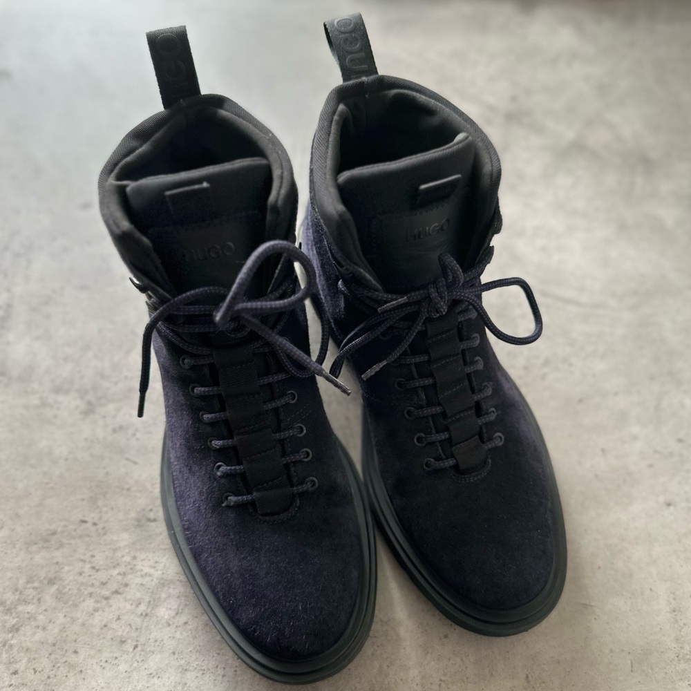 Hugo Boots